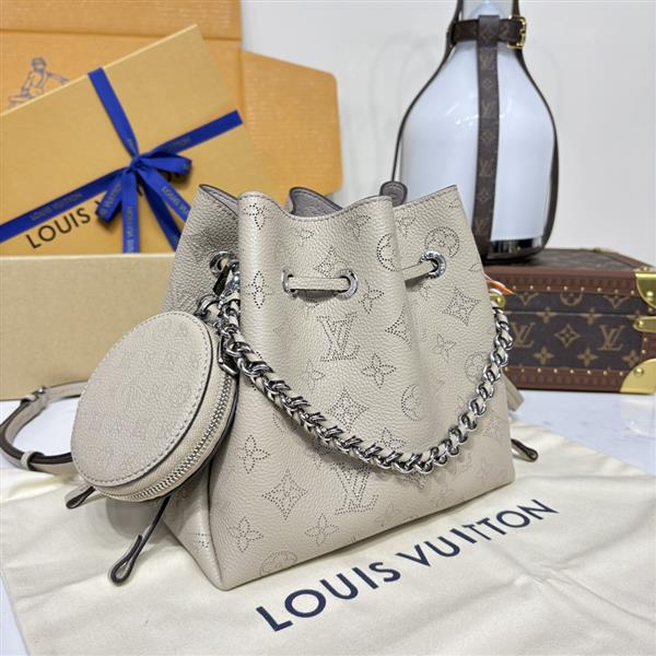 2026124175355274 570